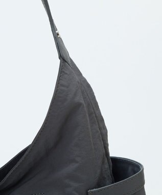 TOPKAPI 【TREASURE TOPKAPI】ナイロン アウトポケット 2way ショルダーバッグ / 軽量 ミディアムグレー