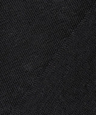 ICB 【MAG×スタイリストコラボ】シャイニーシアーニット×サテンストレートパンツ ブラックニット×ベージュパンツ