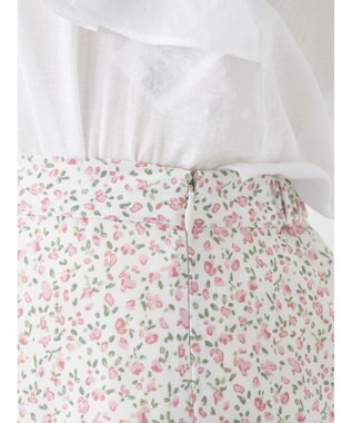 earth music&ecology 揺れる小花柄裾フレアスカート Pink