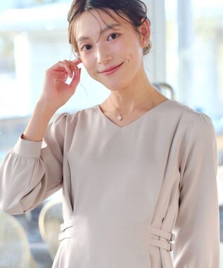 Tiaclasse L サイドベルトデザインワンピース グレージュ