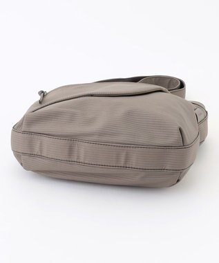 Y'SACCS コーデュロイライクナイロンショルダー グレージュ