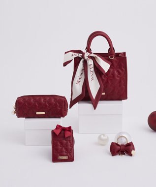 Maison de FLEUR スカーフ付きリボンキルティングスクエアトート Red