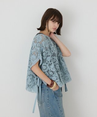 GRACE CONTINENTAL メッシュエンブロイダリーポンチョトップ サックス