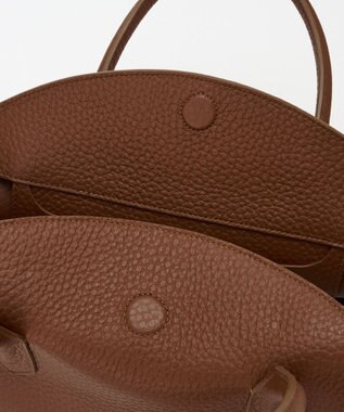 IACUCCI ＜GISELe12月号掲載＞ラーナ M ALCE ブラウン