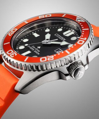 CITIZEN 【本格仕様のダイバーズウオッチ】200m潜水用防水 電池交換不要 光発電エコ・ドライブ搭載 BN0268-01E ブラック