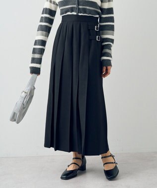 earth music&ecology サイドバックルプリーツスカート Black