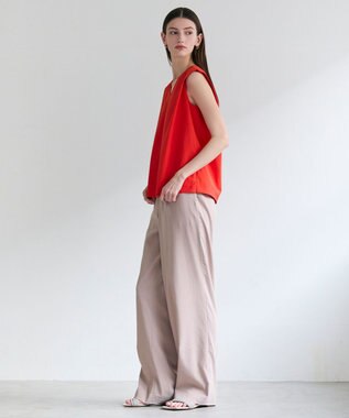 BEIGE， YANN / Vネックタックブラウス Red