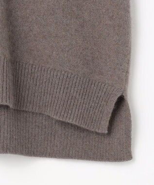 組曲 S フラッフィーファーＶネック ニット ブラウン系