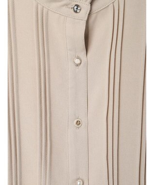 Green Parks ・ＥＬＥＮＣＡＲＥ　ＤＵＥ　イロイロ釦ピンタックブラウス Beige