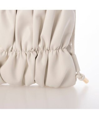 UNBILLION カシュカシュ cachecache / シャーリング口金ショルダー アイボリー