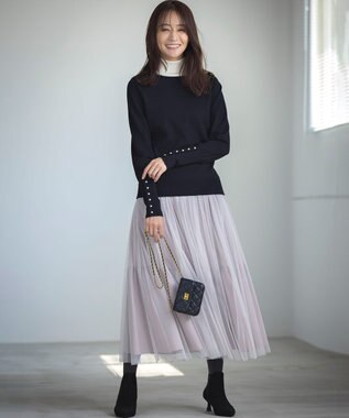 組曲 【WEB限定色あり】ELENA タートルネック ニット ブラック×オフ系1