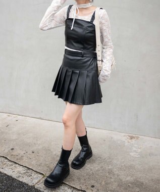 WEGO Fレザービスチェ ブラック