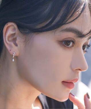 Tiaclasse 【金属アレルギー対応】ドロップストーンピアス シルバー
