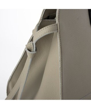 UNBILLION ペルケ perche / 牛革スクエアトート ライトグレー