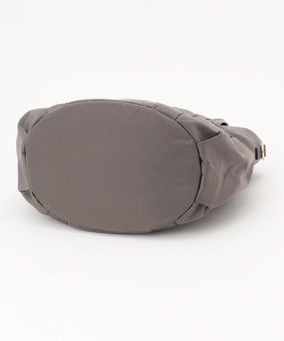 TOCCA 【WEB＆一部店舗限定・撥水・環境にやさしい素材】SANA SIDEPOCKET TOTE トートバッグ ベージュ系