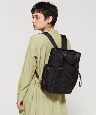 LA BAGAGERIE グリッドキルティングリュック ブラック