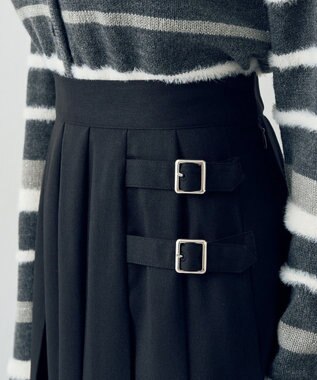 earth music&ecology サイドバックルプリーツスカート Black