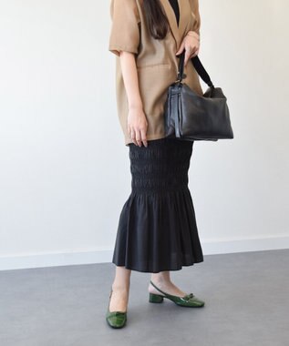 INTER-CHAUSSURES 【LORISTELLA】ソフトレザーハンドバッグ ブラック