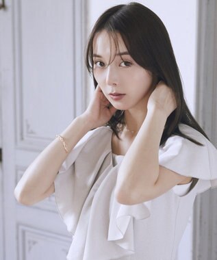 earth music&ecology ウェイビーメタルバングル Gold