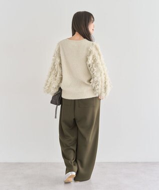 Green Parks ・ｆｕｒｒｙ　ｒａｔｅ　ラメフェザー袖フリンジニット Off White