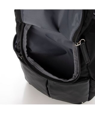 Y'SACCS NEWナイロン×レザーコンビシリーズ　前ポケットミニリュックサック ブラック