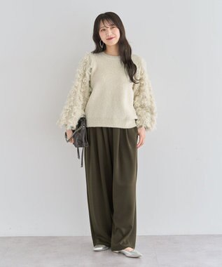 Green Parks ・ｆｕｒｒｙ　ｒａｔｅ　ラメフェザー袖フリンジニット Off White