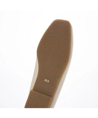 ing <ing>【WEB限定】スクエアトゥフラットシューズ アイボリー