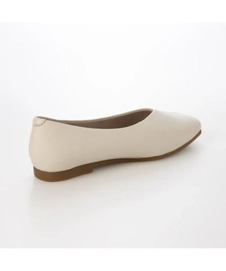 ing <ing>【WEB限定】スクエアトゥフラットシューズ アイボリー