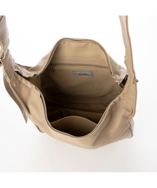 UNBILLION カシュカシュ cachecache / レザータッチソフトショルダーバッグ オーク