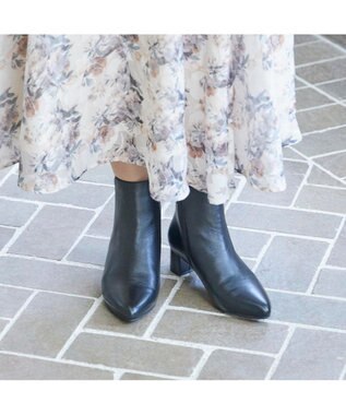Riz raffinee <Riz raffinee>ポインテッドサイドゴアショートブーツ ブラック