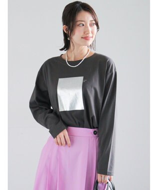 Te chichi 箔プリントロングTシャツ チャコールグレー