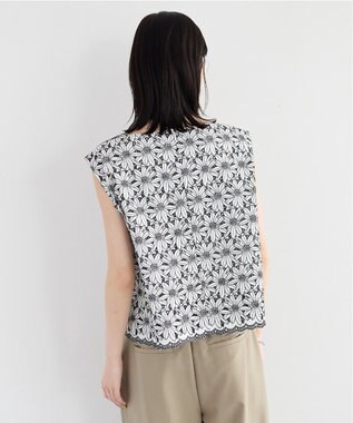 YECCA VECCA フラワーレースブラウス Off White