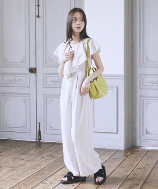 earth music&ecology ラッフルサロペット Ecru