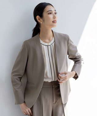 ANY SIS ビューティサーモ2WAYストレッチ ノーカラージャケット グレージュ