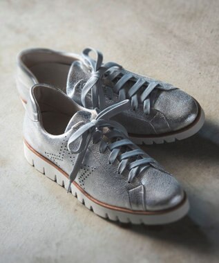 Dominic3 スターパンチングレザースニーカー シルバー