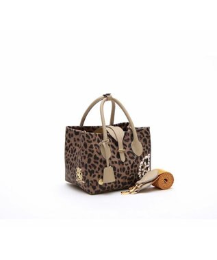 A.D.M.J. 【牛革】フィバナイラ/キューブトート21cm(ショルダーストラップ付) サンド