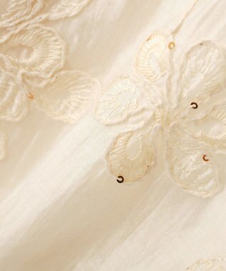 YECCA VECCA フリルVネック刺繍シアーシャツ Ivory