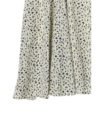 earth music&ecology 揺れる小花柄裾フレアスカート Ivory