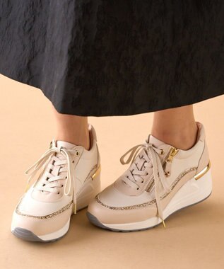 Dominic3 ヒールアップ グリッタートリム サイドジップスニーカー