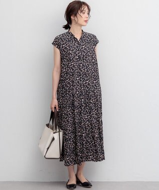 組曲 L 【WEB限定】ギャザーライトデシン ティアードワンピース ブラック×ピンクフラワー系