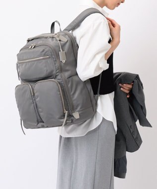 ACE BAGS & LUGGAGE W&.Day/Night ミュッケ オーガナイズドリュック B4サイズ 15.6インチPC収納 大容量 15577 ダブルアンドデイナイト ウォームグレー
