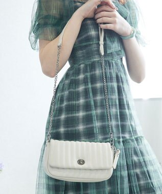 style code 【MERCURYDUO/マーキュリーデュオ】ストライプキルティング　フラップショルダーバッグ アイボリー