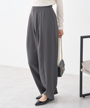 earth music&ecology タックコクーンパンツ