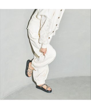 MODE ET JACOMO <carino>厚底ビジューサンダル ブラック