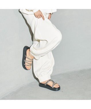 MODE ET JACOMO <carino>厚底ビジューサンダル ブラック