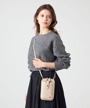 LA BAGAGERIE レザーステッチ　マルチポシェット アイボリー