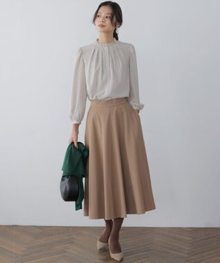 組曲 S ライトデシンフリル襟 ブラウス ベージュ系1