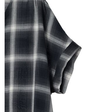 Green Parks リネンレーヨン前立てブラウス Check