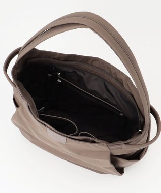 Y'SACCS 【ナイロンタフタ】トラベルショルダーリュック ベージュ系その他