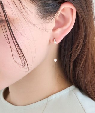 Phoebe 【痛くないシリーズ】ルミナスパールロングライトフィットイヤリング　シャンパン